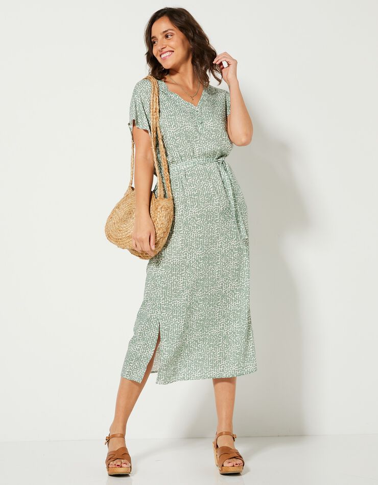 Robe droite longue fluide manches courtes, imprimé (vert amande / blanc) Robe droite longue fluide manches courtes, imprimé (vert amande / blanc)
