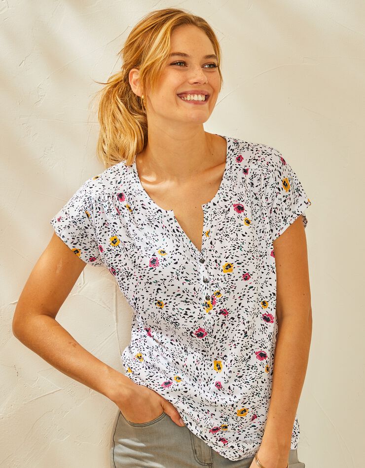 Tee-shirt col tunisien manches courtes, imprimé (blanc) Tee-shirt col tunisien manches courtes, imprimé (blanc)