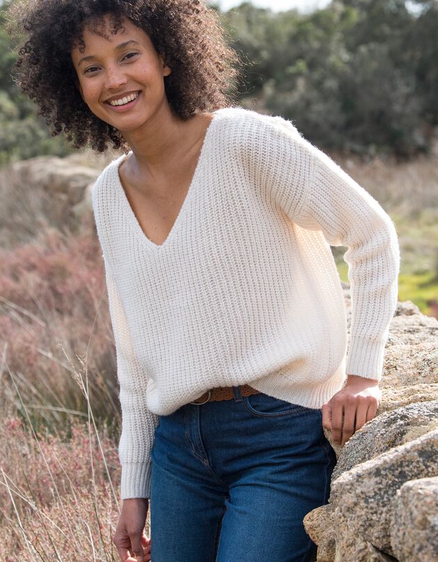 Pull col V volume loose, maille anglaise toucher mohair (écru)