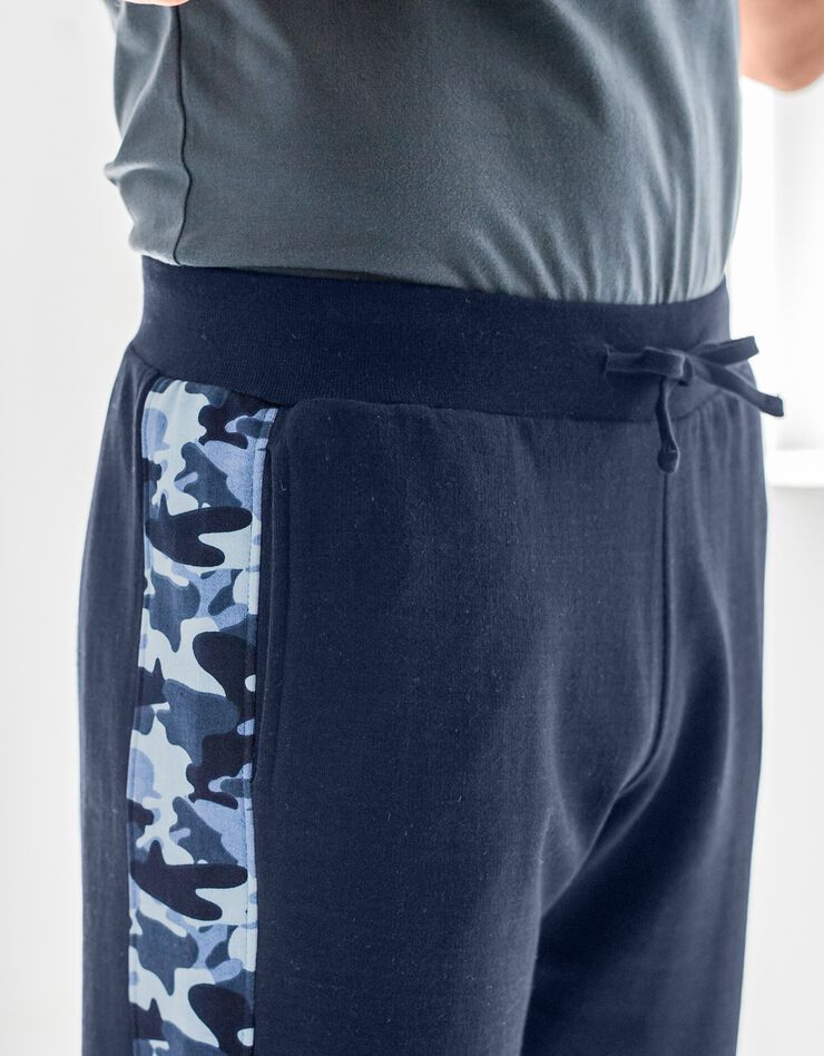 Pantalon jogging imprimé camouflage molleton recyclé (marine) Pantalon jogging imprimé camouflage molleton recyclé (marine)
