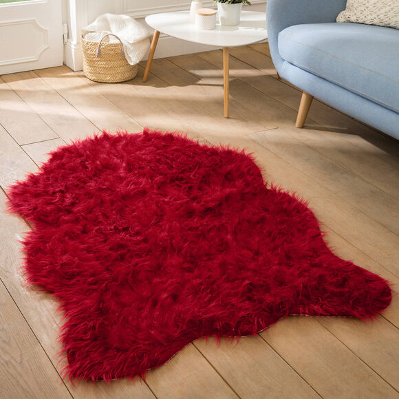 Tapis poils forme peau de b&ecirc;te (rouge)