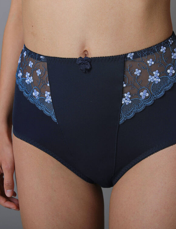 Gainette microfibre tulle brod&eacute; Caminata (marine)