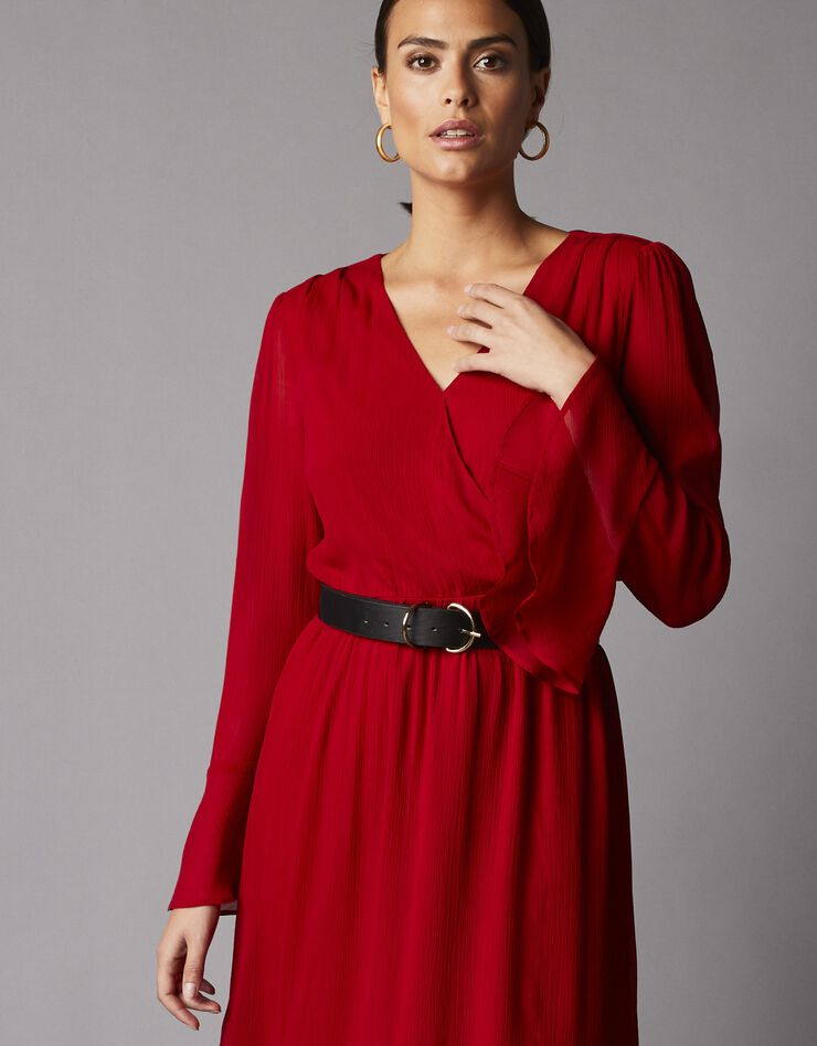 Robe longue volantée manches longues, en voile créponné (rouge)