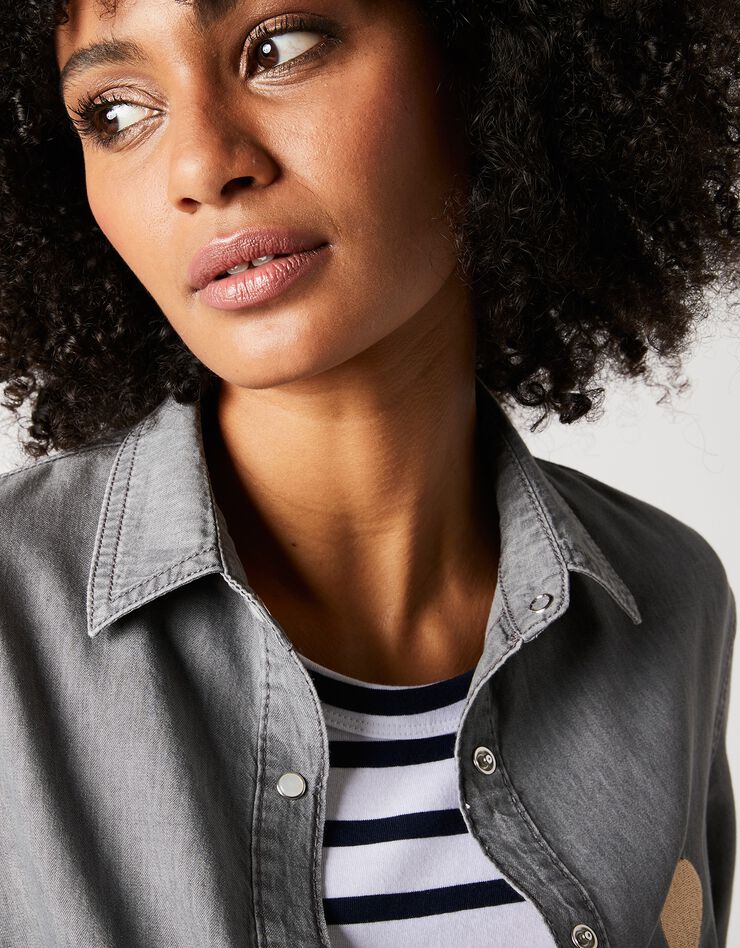 Chemise jean brodé coeur (gris) Chemise jean brodé coeur (gris)
