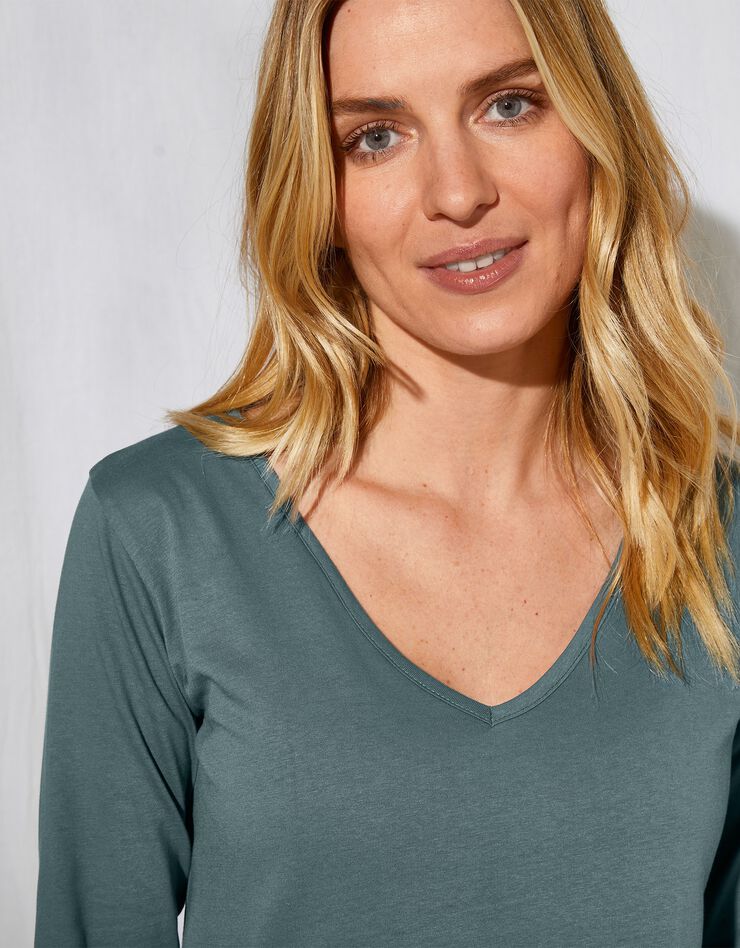 Tee-shirt pyjama manches longues imprimé placé "pétales de fleurs" (vert sauge)