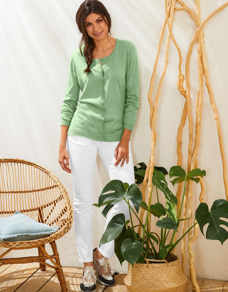 Cardigan boutonné col rond uni toucher cachemire (vert clair) Cardigan boutonné col rond uni toucher cachemire (vert clair)