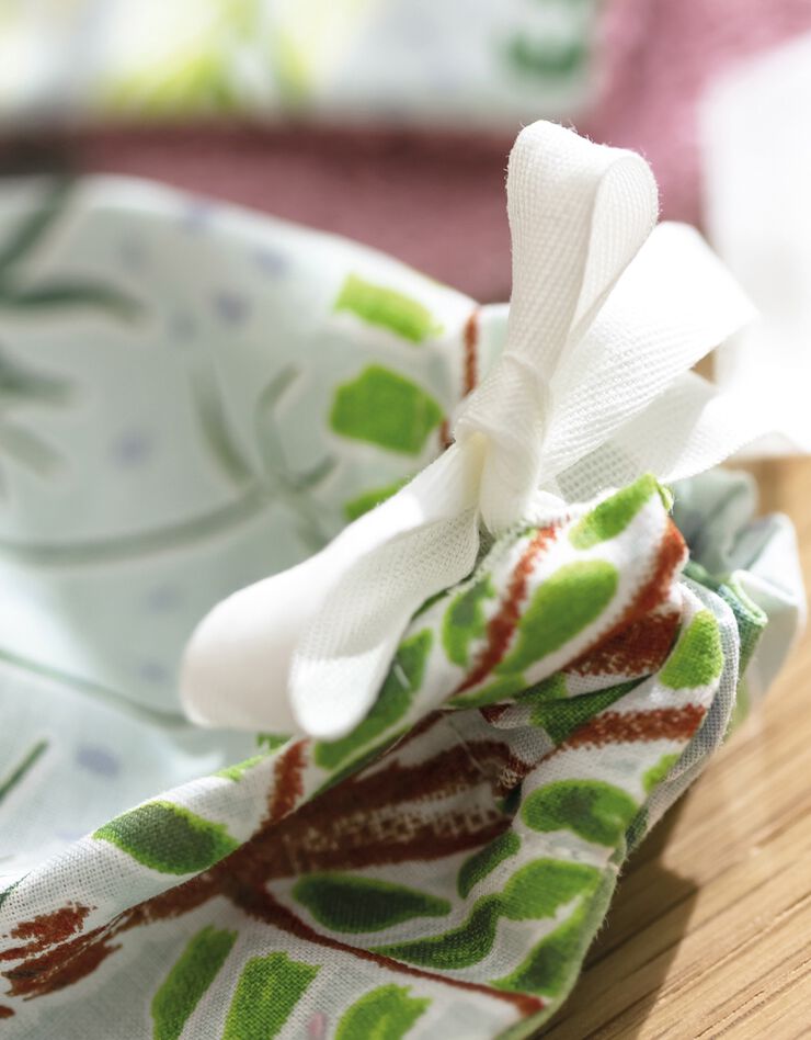 Carré démaquillant upcyclé, lot de 4 avec pochette - collection upcycling (vert)