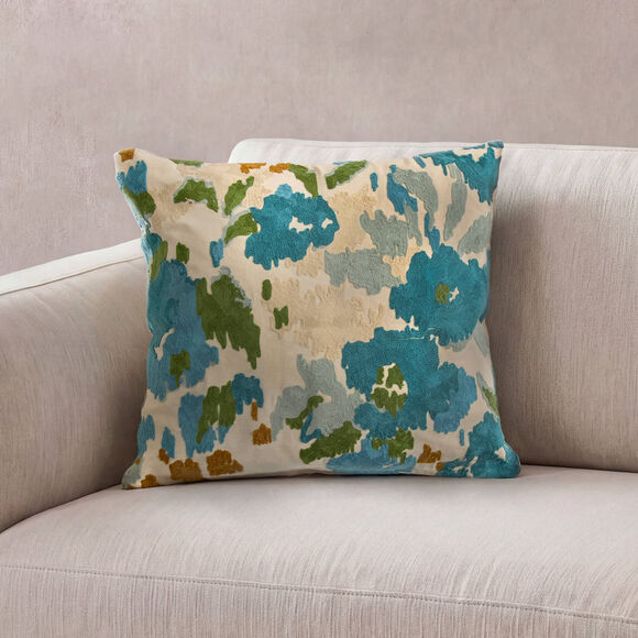 Coussin brod&eacute; multicolore Andr&eacute;a (&eacute;cru / bleu)