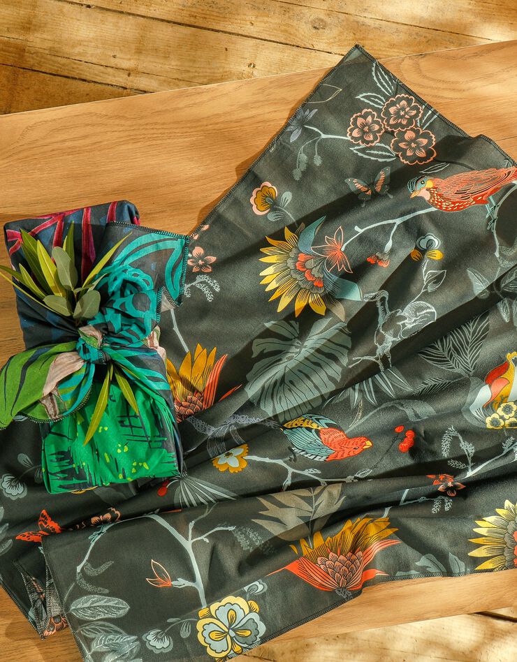 Tissu cadeau furoshiki imprimé taille M, lot de 4 - collection upcycling (multicolore) Tissu cadeau furoshiki imprimé taille M, lot de 4 - collection upcycling (multicolore)