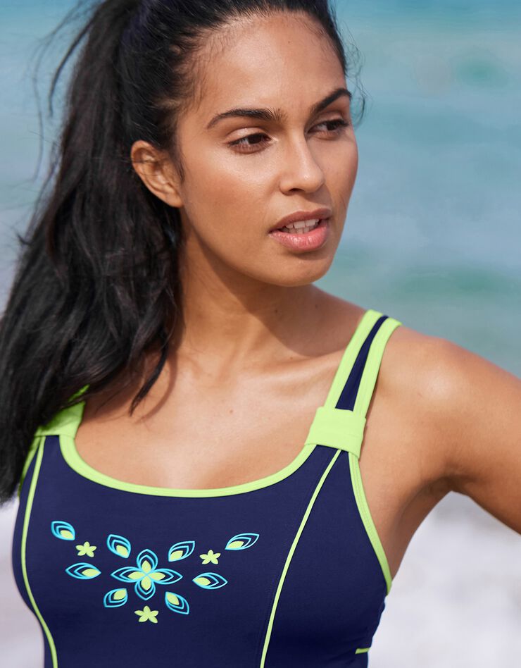 Maillot de bain une pièce avec jupette (bleu) Maillot de bain une pièce avec jupette (bleu)