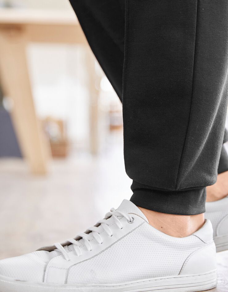 Pantalon loisirs molleton, bas resserrés (noir)