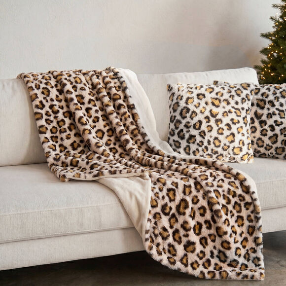 Plaid cocooning imprim&eacute; l&eacute;opard (beige / marron)