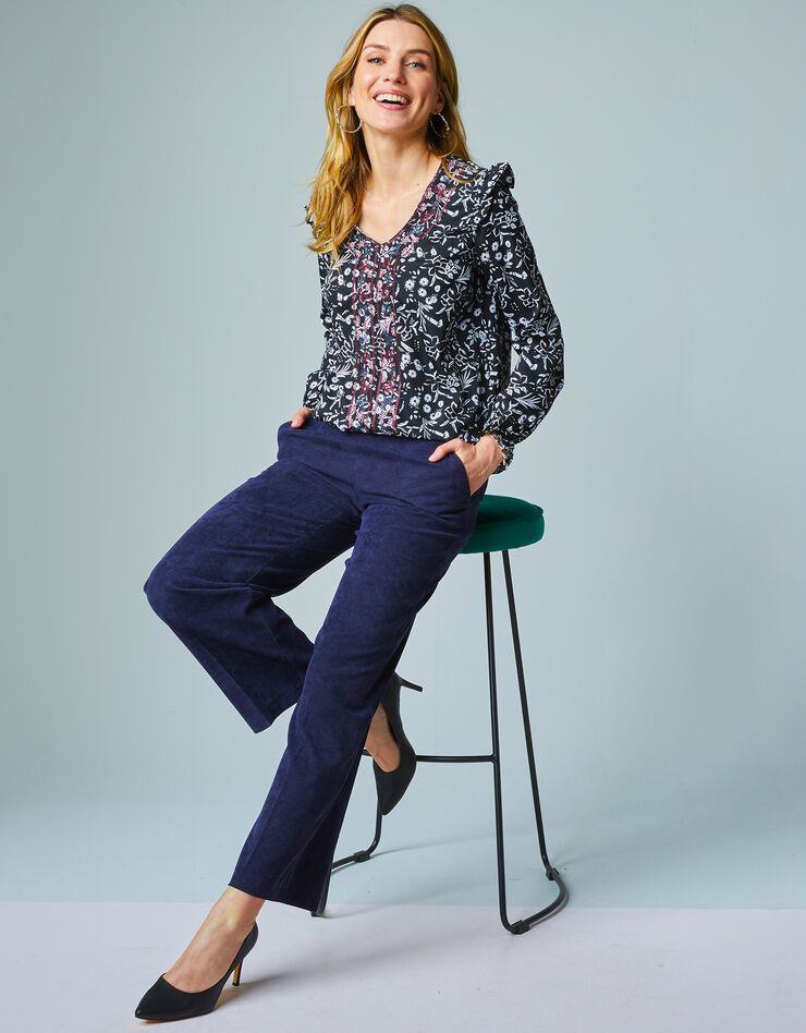 Pantalon large ¾ en velours côtelé, taille haute (marine) Pantalon large ¾ en velours côtelé, taille haute (marine)
