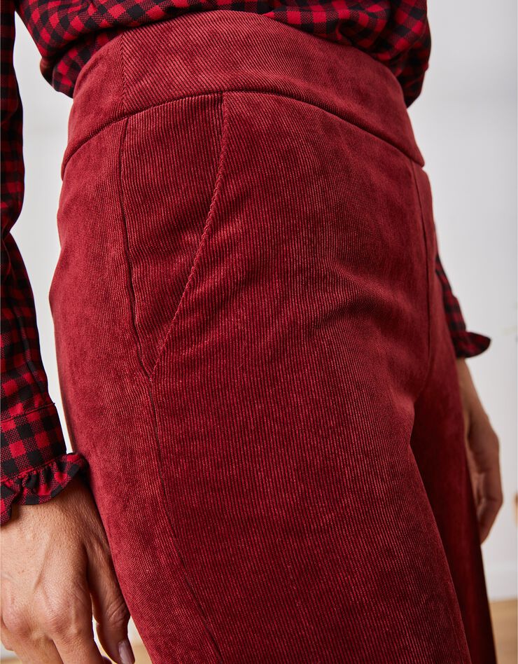 Pantalon velours longueur 3⁄4, taille haute (brique) Pantalon velours longueur 3⁄4, taille haute (brique)