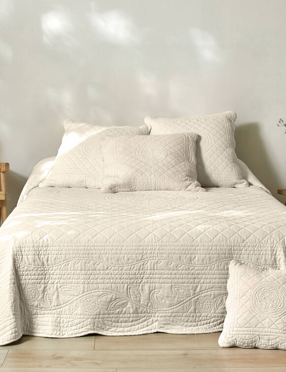 Couvre-lit uni style boutis Cassandre  (&eacute;cru)