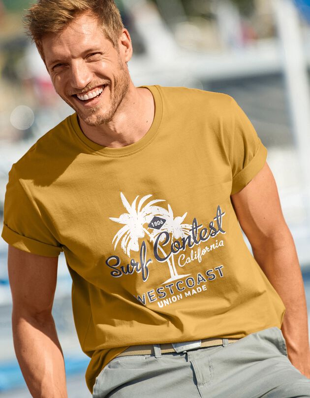 Tee-shirt imprimé placé manches courtes (jaune) Tee-shirt imprimé placé manches courtes (jaune)