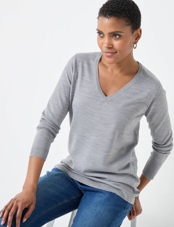 Pull col V, toucher doux (gris chin&eacute;)