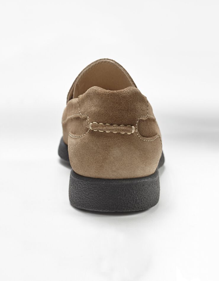 Mocassins en cuir. (beige) Mocassins en cuir. (beige)