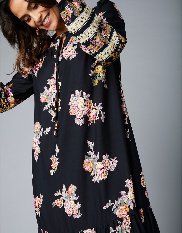 Robe longue volantée imprimé fleuri (noir / bordeaux) Robe longue volantée imprimé fleuri (noir / bordeaux)