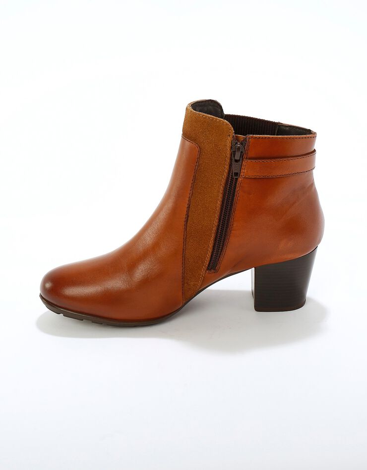 Boots en cuir bimatière élastiquées à boucle et à talon (caramel) Boots en cuir bimatière élastiquées à boucle et à talon (caramel)