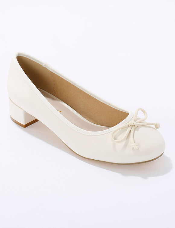 Ballerines petit talon (crème)