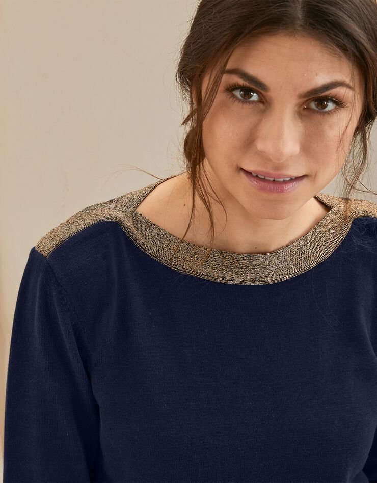 Pull col bateau bicolore, fils brillants (marine) Pull col bateau bicolore, fils brillants (marine)