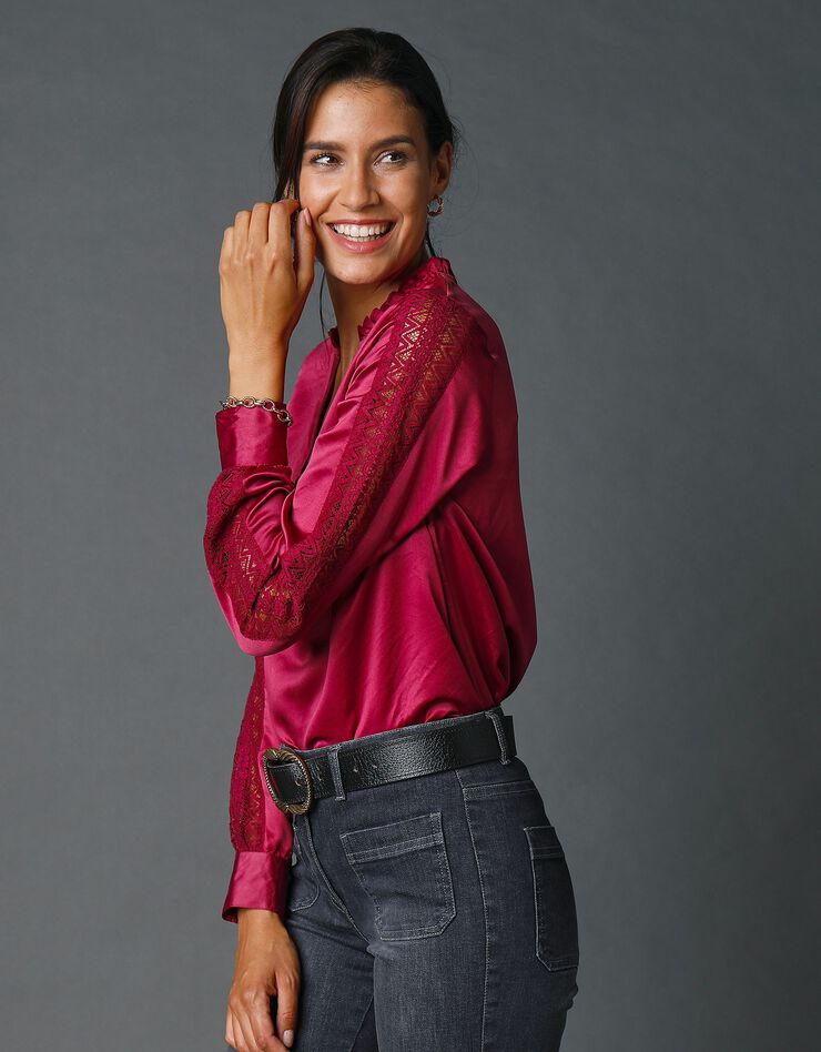 Blouse satinée manches longues (violine) Blouse satinée manches longues (violine)