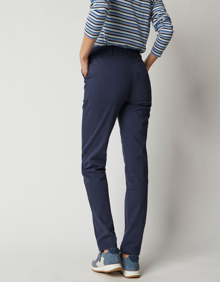 Pantalon chino à poches plaquées (marine) Pantalon chino à poches plaquées (marine)