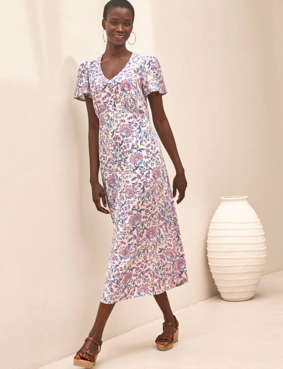 Robe longue col V imprim&eacute;e, manches papillon (&eacute;cru / parme)