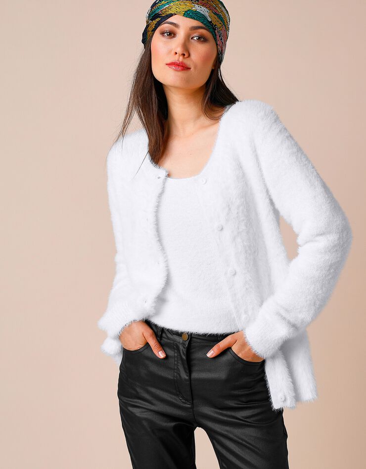 Cardigan en maille douceur (blanc cassé) Cardigan en maille douceur (blanc cassé)