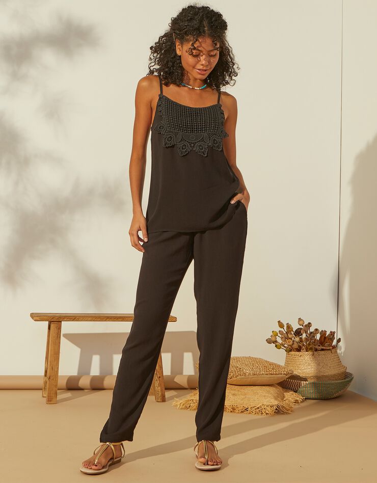 Top encolure macramé (noir) Top encolure macramé (noir)