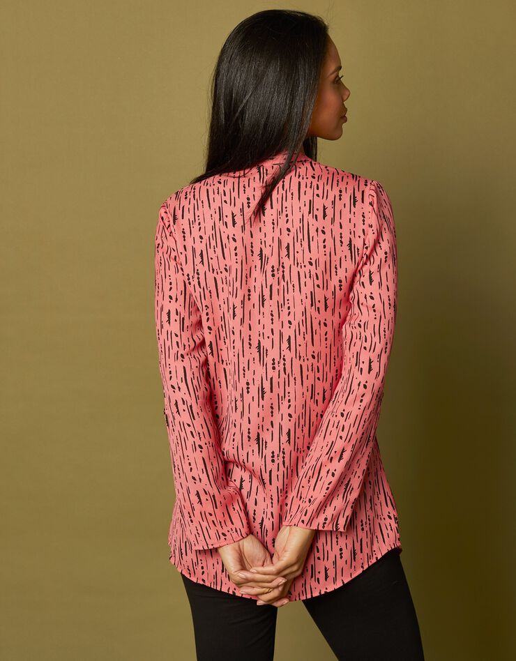 Blouse imprimé graphique col tunisien, crêpe (corail / noir) Blouse imprimé graphique col tunisien, crêpe (corail / noir)