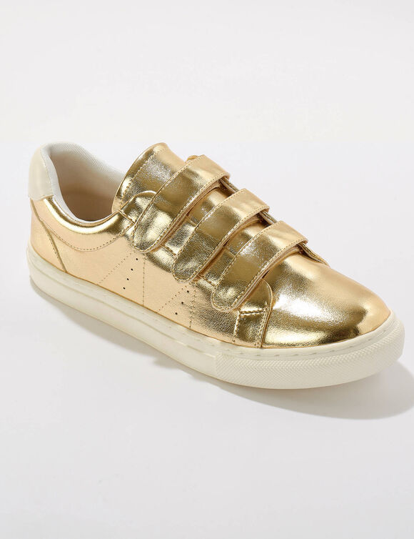 Tennis scratch&eacute;es dor&eacute;es. (dor&eacute;)