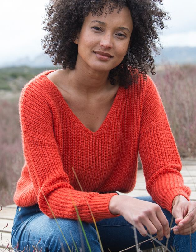 Pull col V volume loose, maille anglaise toucher mohair (orange)