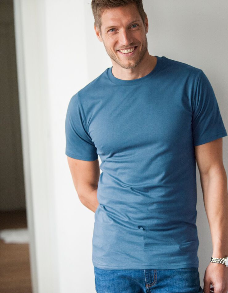 Tee-shirt col rond manches courtes - lot de 3 (bordeaux + marine + bleu) Tee-shirt col rond manches courtes - lot de 3 (bordeaux + marine + bleu)