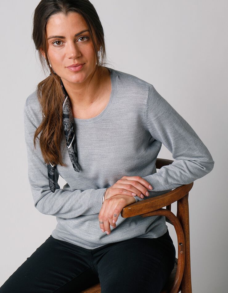 Pull col rond uni toucher cachemire (gris chiné) Pull col rond uni toucher cachemire (gris chiné)