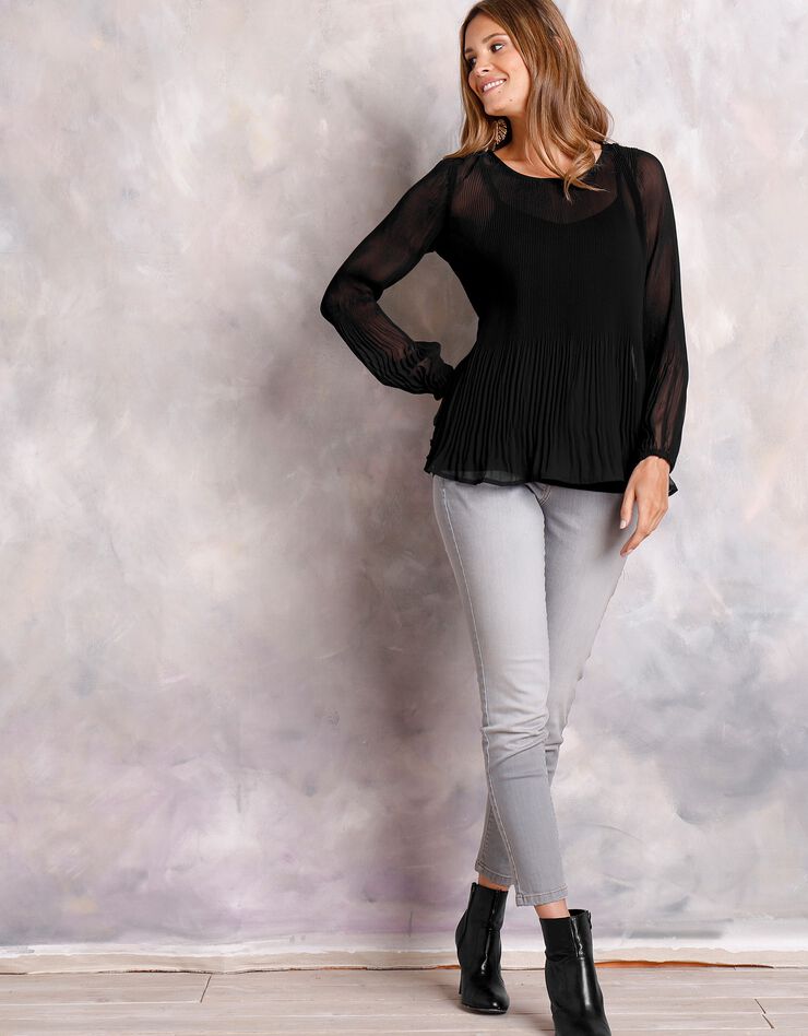 Blouse plissée, version unie (noir) Blouse plissée, version unie (noir)