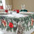 Nappe antitache imprim&eacute; couronne de No&euml;l (vert / rouge)