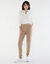 Pantalon gainant, coupe "mom" taille haute (sable)