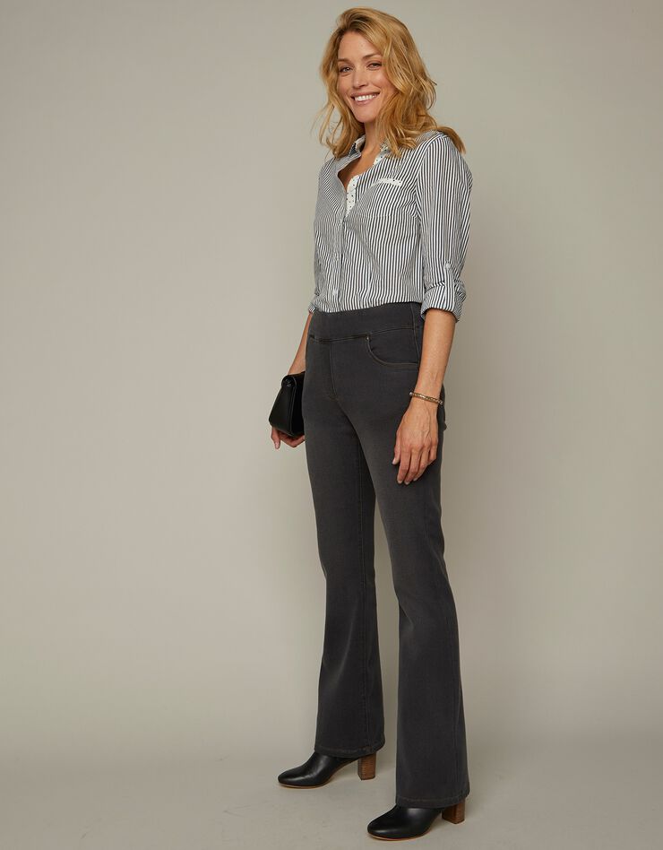 Jean bootcut ultra stretch, maille effet jean (gris) Jean bootcut ultra stretch, maille effet jean (gris)