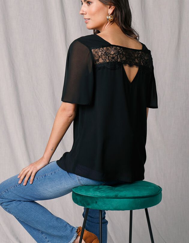 Blouse décolleté dentelle dos voile uni (noir) Blouse décolleté dentelle dos voile uni (noir)