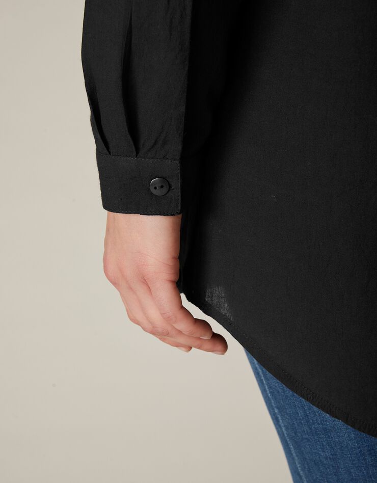 Chemise longue unie boutonnée (noir) Chemise longue unie boutonnée (noir)