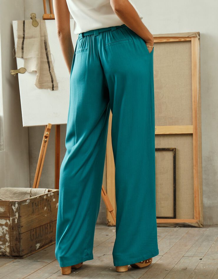 Pantalon fluide uni, collection "Odette Lepeltier" (vert) Pantalon fluide uni, collection "Odette Lepeltier" (vert)