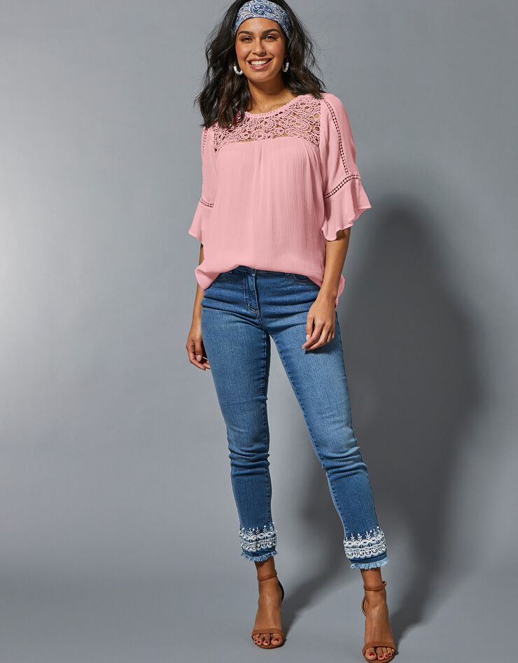 Blouse plastron macramé, crépon (rose) Blouse plastron macramé, crépon (rose)