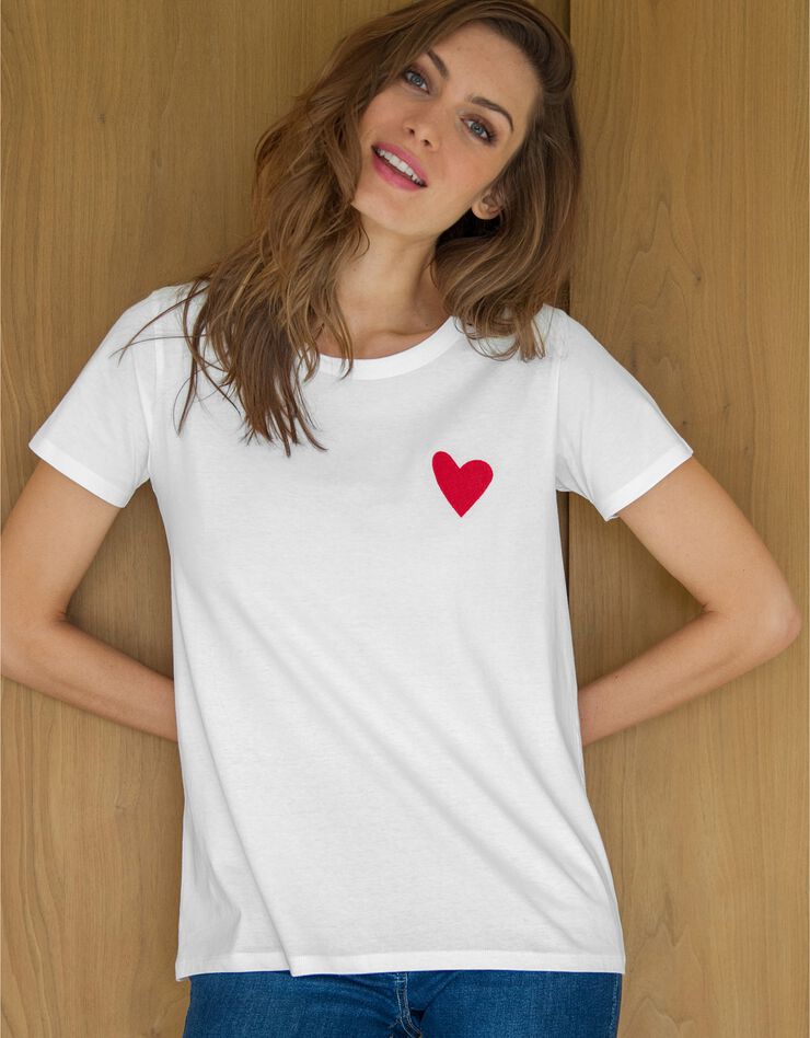 Tee-shirt uni broderie coeur manches courtes (blanc) Tee-shirt uni broderie coeur manches courtes (blanc)