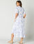 Robe longue volantée imprimée (blanc / bleu)