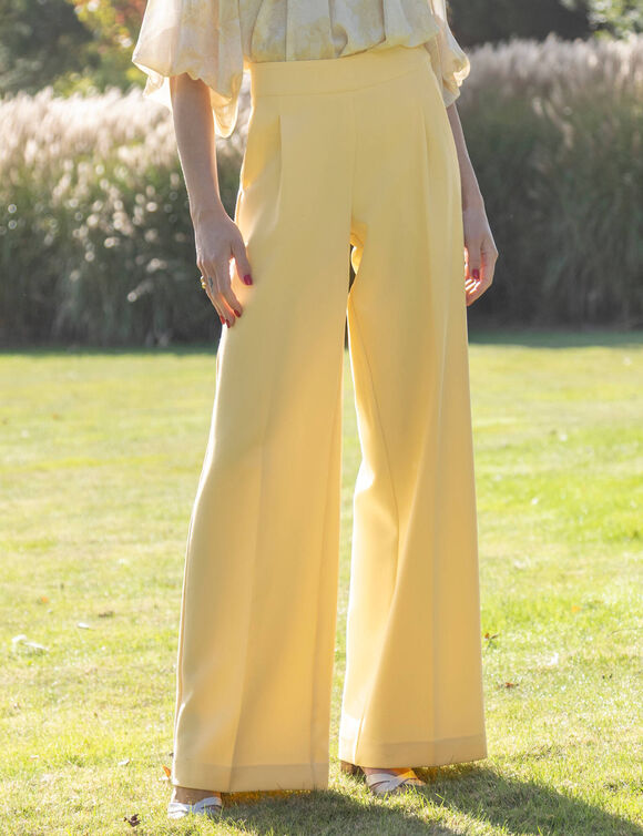 Pantalon large &agrave; pinces taille haute, uni (vanille)