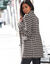 Manteau caban boutonné imprimé pied-de-poule aspect drap de laine (noir / blanc)