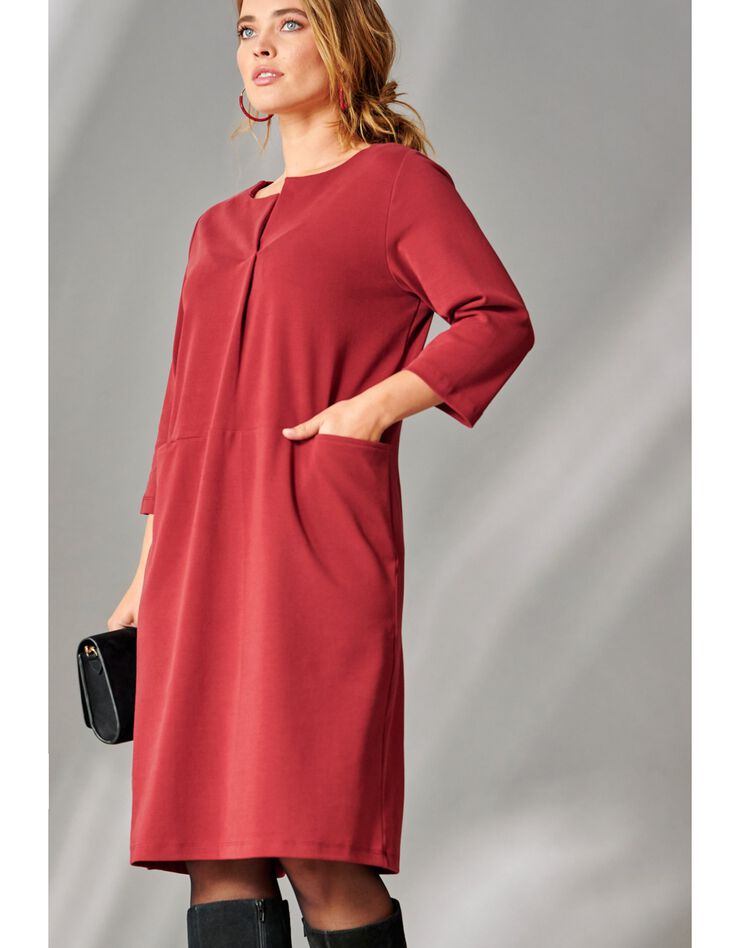 Robe manches 3/4 avec décolleté goutte (rouge foncé) Robe manches 3/4 avec décolleté goutte (rouge foncé)