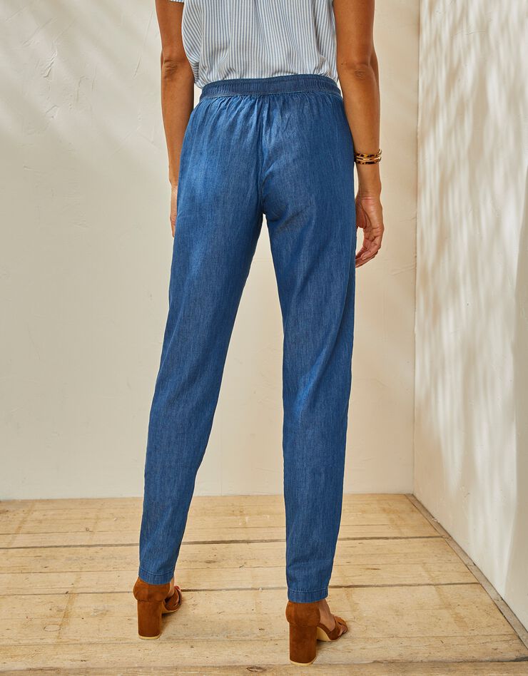 Pantalon fuselé fluide, denim léger (stone) Pantalon fuselé fluide, denim léger (stone)